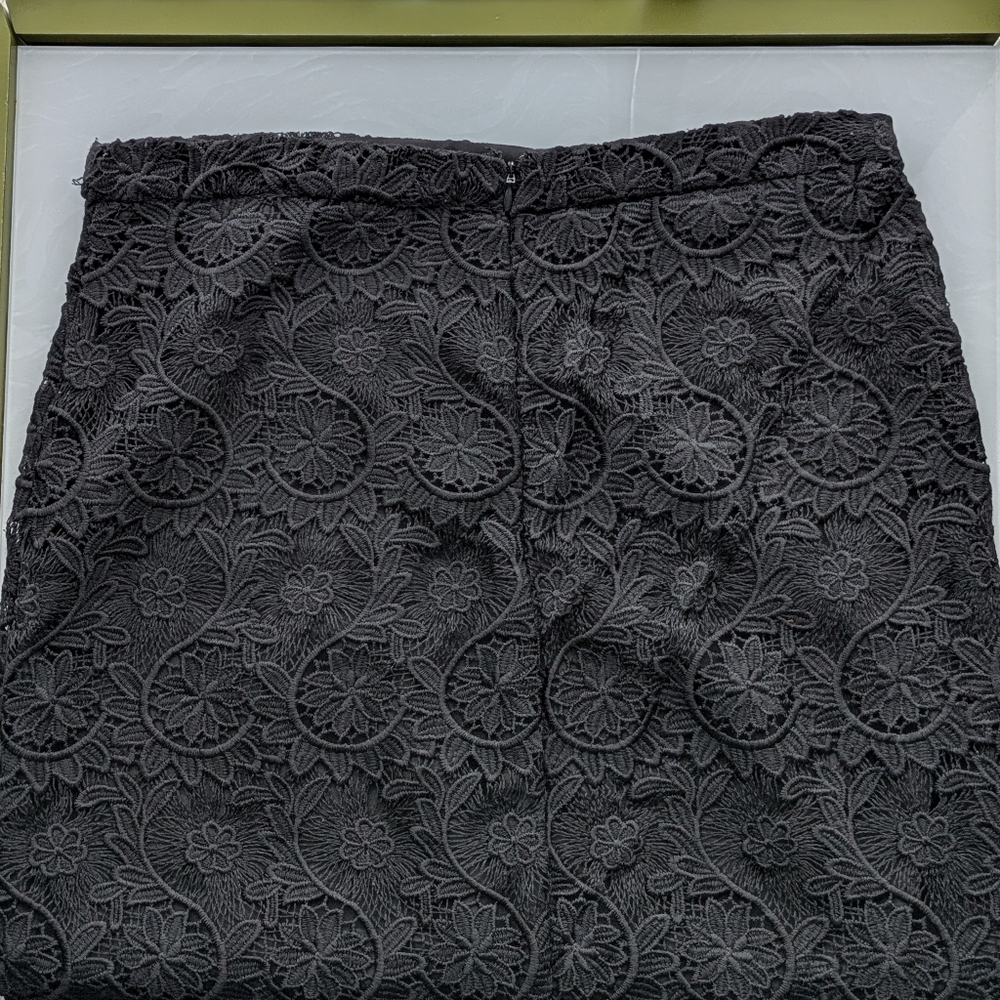 Forever 21 Black Lace Wiggle Skirt - Picture 2 of 6